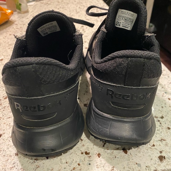 New Reebok Women’s Energen Plus 2 Black Running Shoes - Size 7 / EU37.5 NIB - Picture 6 of 9